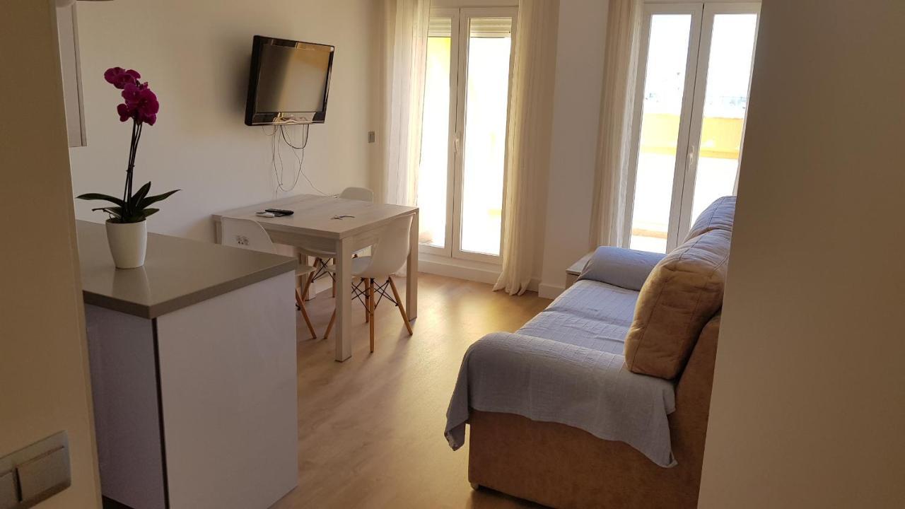 Penthouse Sea Views + Private Solarium Daire Fuengirola Dış mekan fotoğraf
